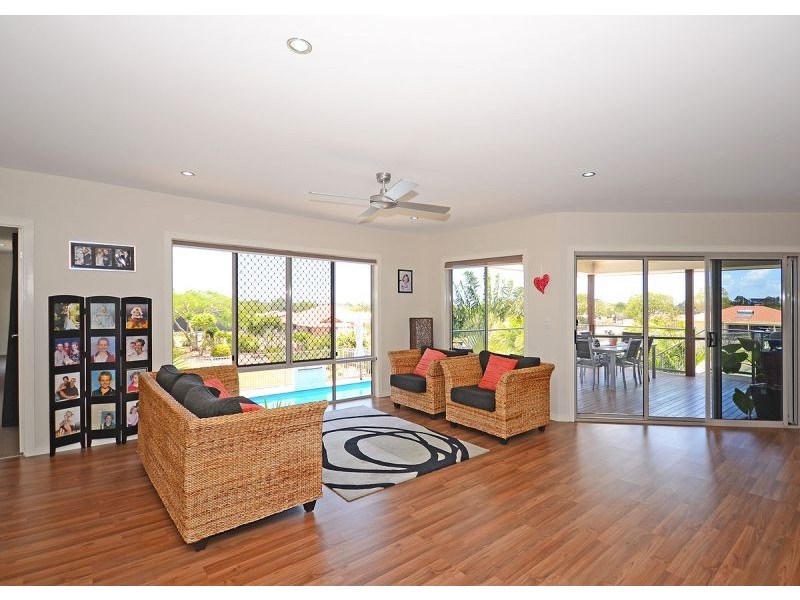 18 Jasmine Court, Dundowran Beach QLD 4655