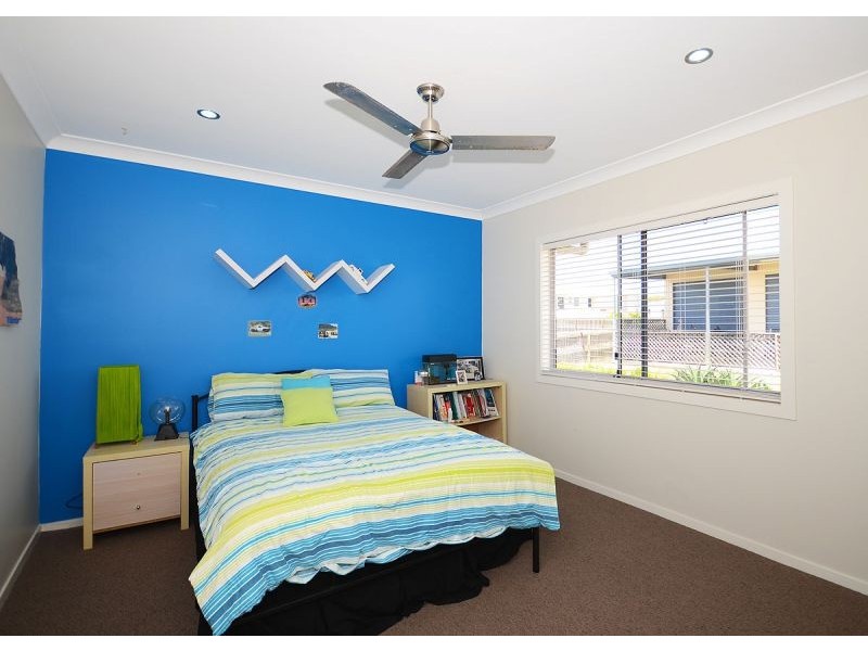 18 Jasmine Court, Dundowran Beach QLD 4655
