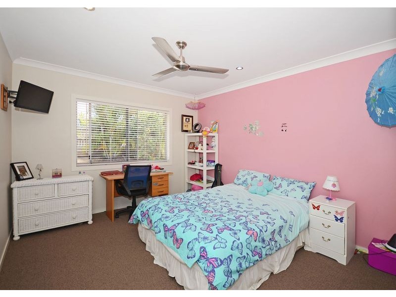 18 Jasmine Court, Dundowran Beach QLD 4655