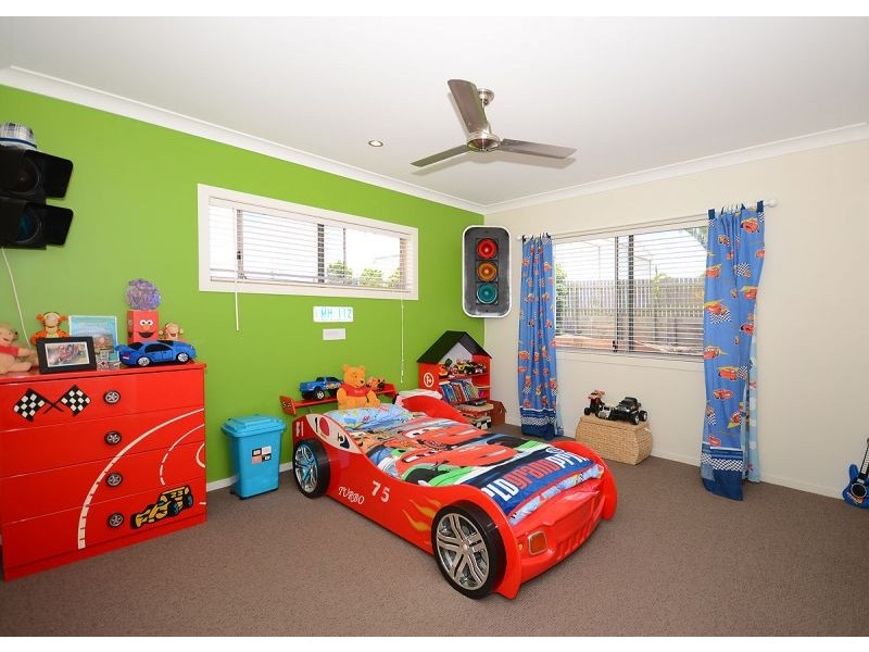 18 Jasmine Court, Dundowran Beach QLD 4655
