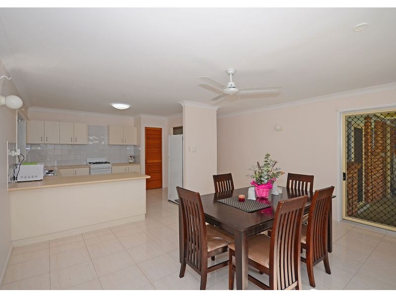 50 Shell Street, Urangan QLD 4655