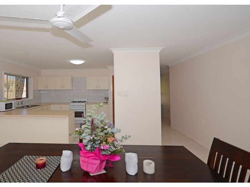 50 Shell Street, Urangan QLD 4655