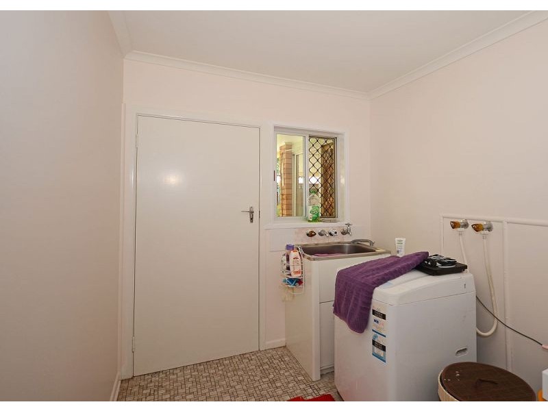 50 Shell Street, Urangan QLD 4655