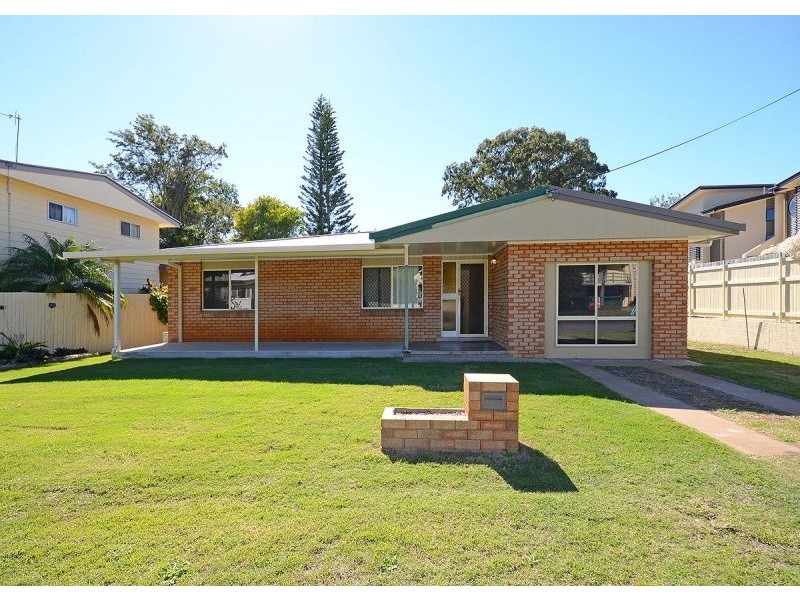 50 Shell Street, Urangan QLD 4655