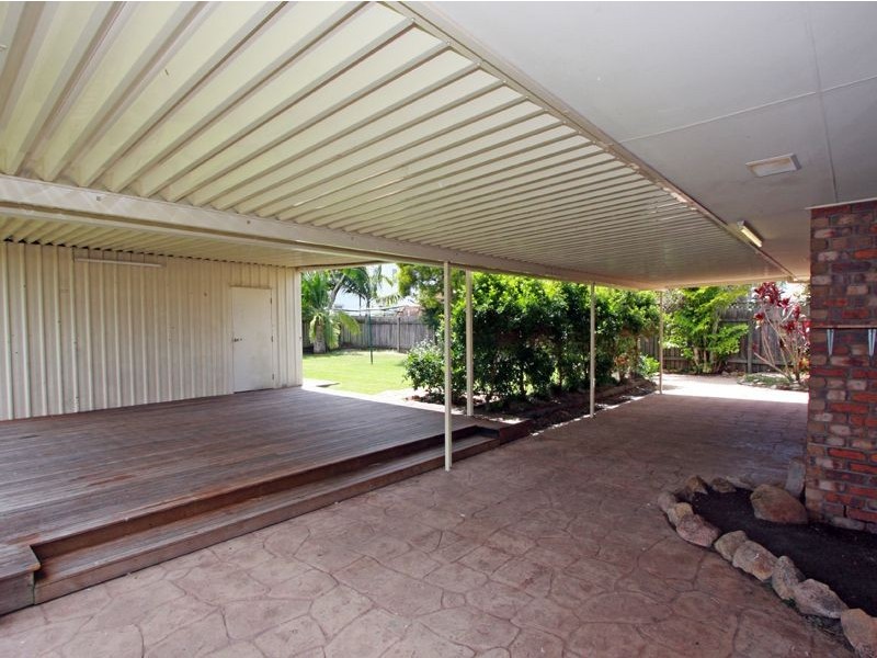 2 Meledie Avenue, Kawungan QLD 4655