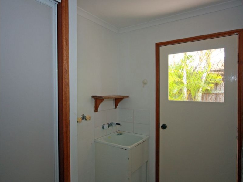 2 Meledie Avenue, Kawungan QLD 4655