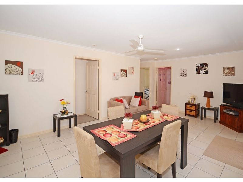 18 Bronton Way, Point Vernon QLD 4655