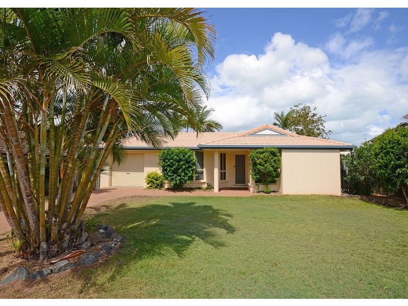 3 Gatakers Lane, Point Vernon QLD 4655
