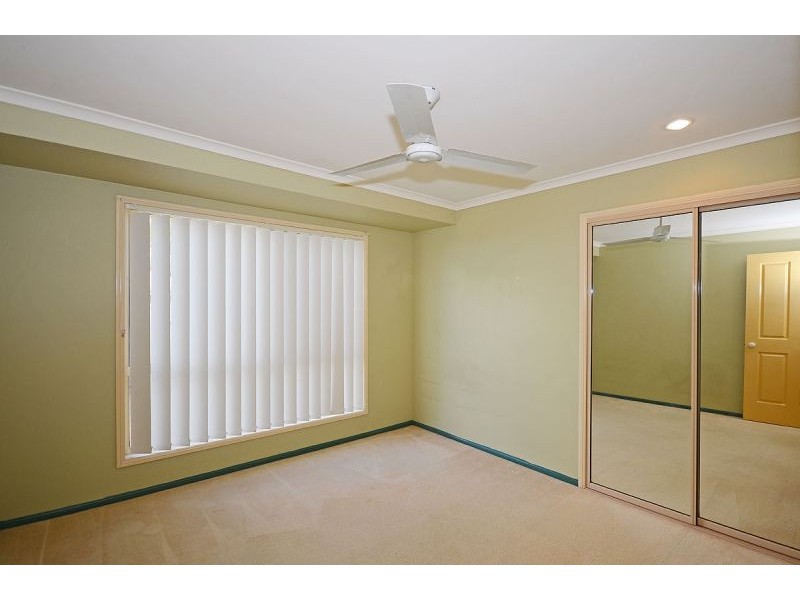 3 Gatakers Lane, Point Vernon QLD 4655
