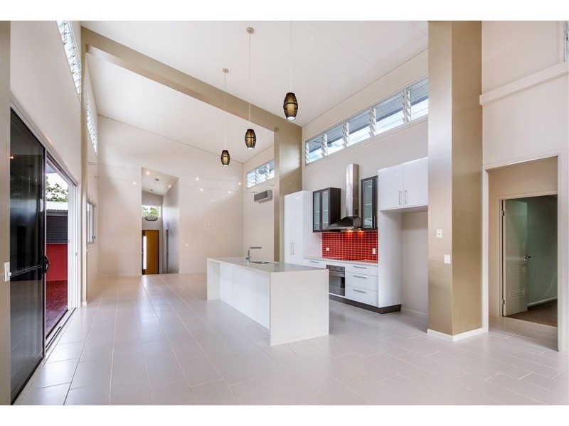 22 Parraweena Court, Point Vernon QLD 4655