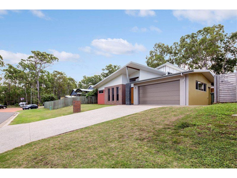 22 Parraweena Court, Point Vernon QLD 4655