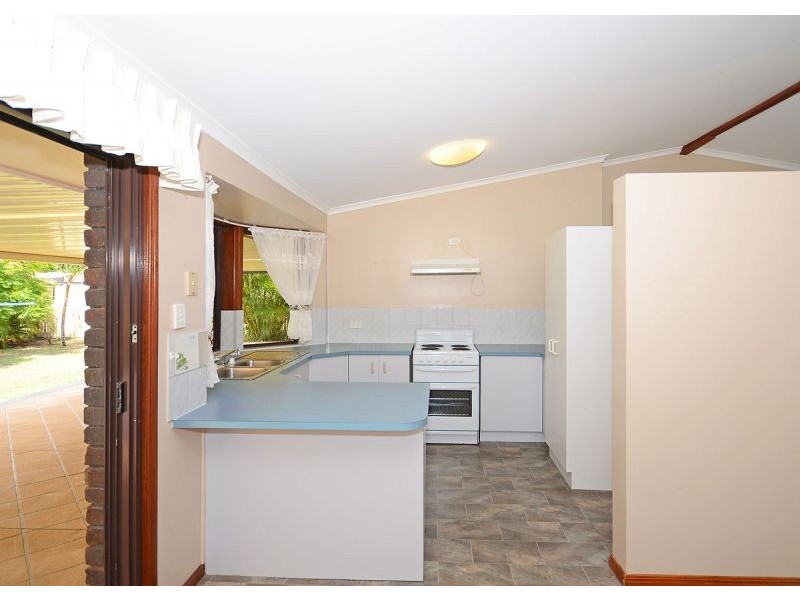 4 William Street, Urangan QLD 4655