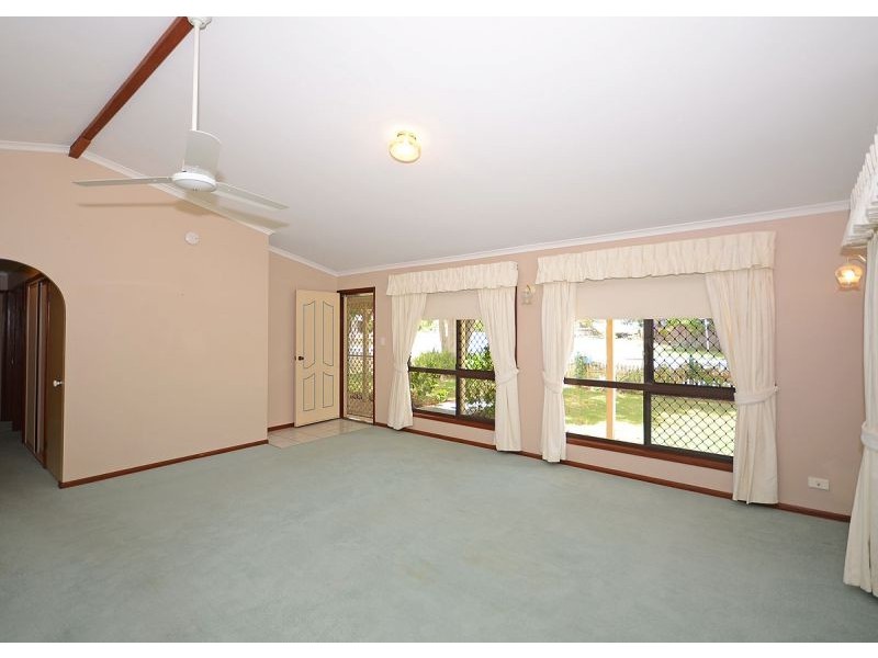4 William Street, Urangan QLD 4655
