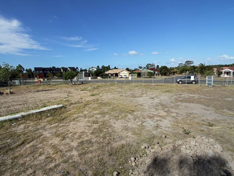 72-82 Ibis Boulevard, Eli Waters QLD 4655