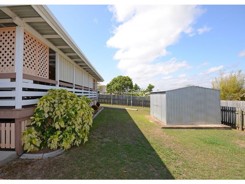 80 Murphy Street, Point Vernon QLD 4655