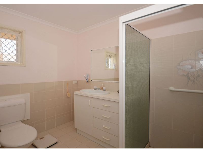 80 Murphy Street, Point Vernon QLD 4655