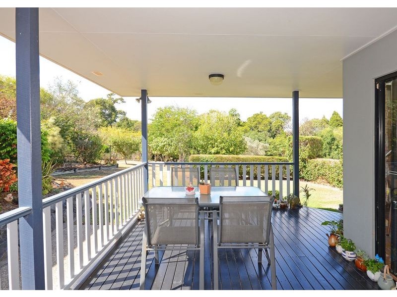 20-22 Scenic Court, Dundowran Beach QLD 4655