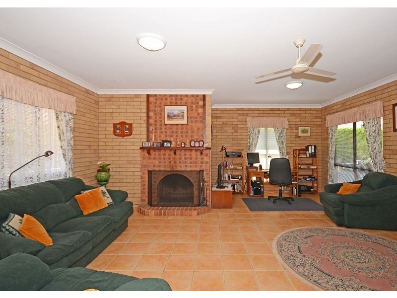 20-22 Scenic Court, Dundowran Beach QLD 4655