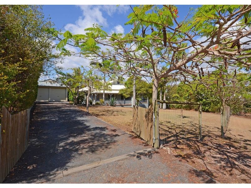20-22 Scenic Court, Dundowran Beach QLD 4655