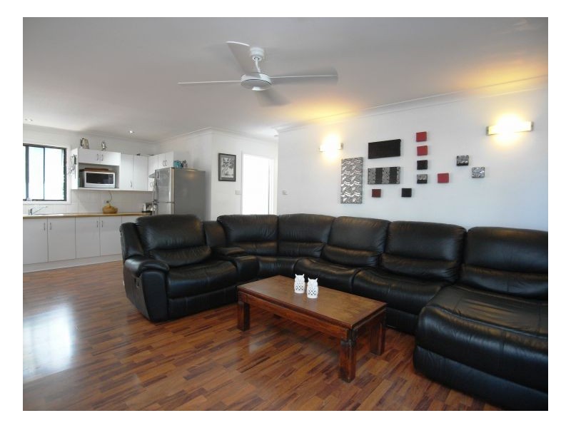 12a Margaret Street, Mayfield East NSW 2304