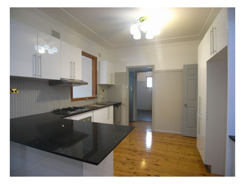68 Gregson Avenue, Mayfield NSW 2304