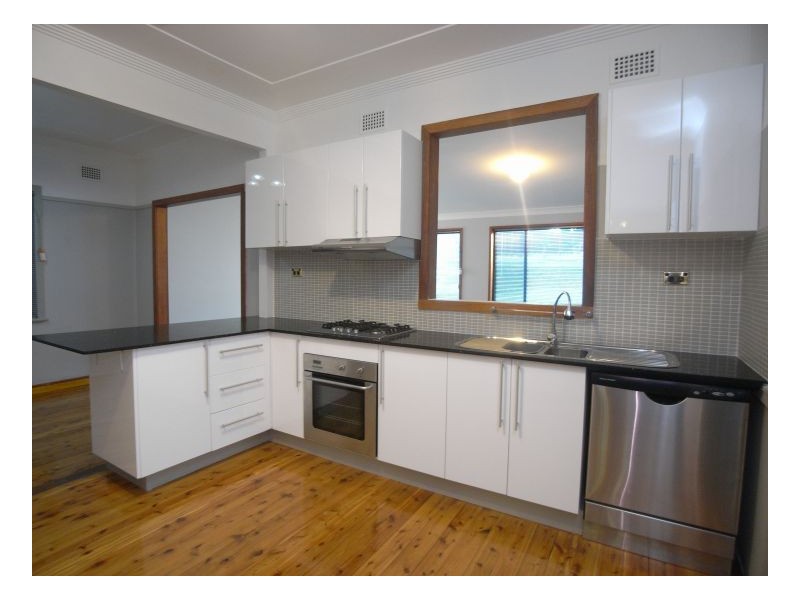 68 Gregson Avenue, Mayfield NSW 2304
