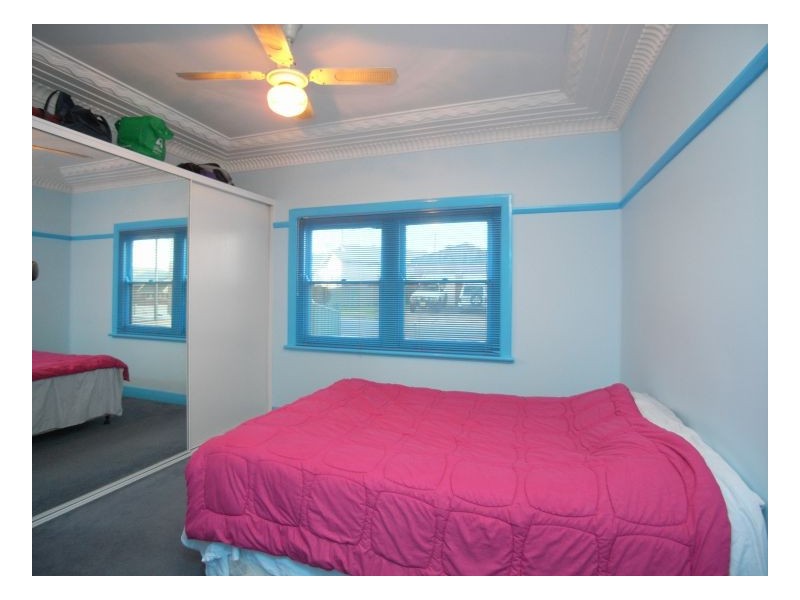 11 Morris Street, Mayfield NSW 2304