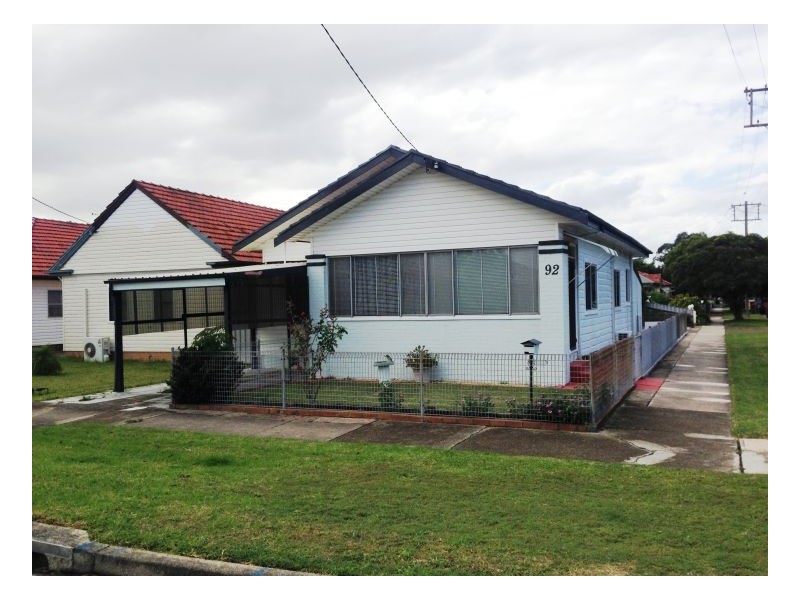 92 Roe Street, Mayfield NSW 2304