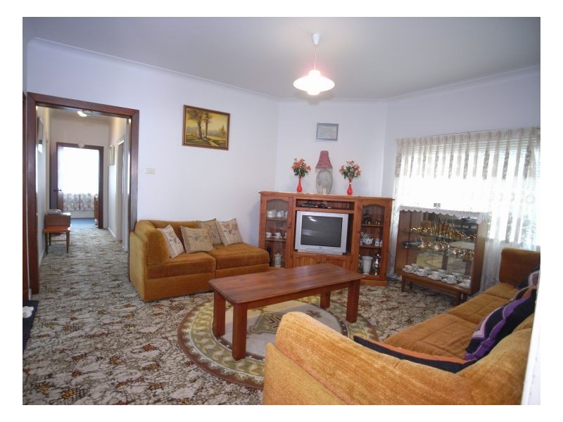 92 Roe Street, Mayfield NSW 2304