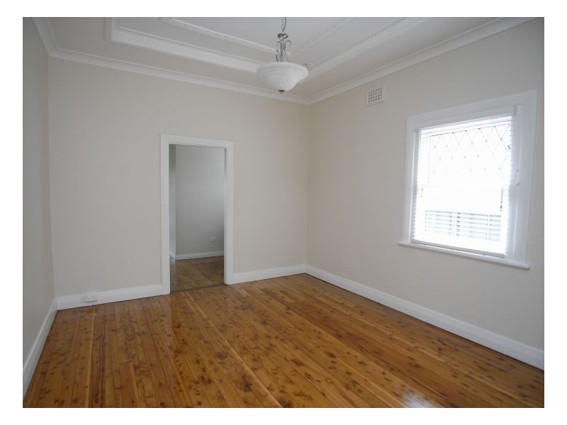 38 Arthur Street, Mayfield NSW 2304