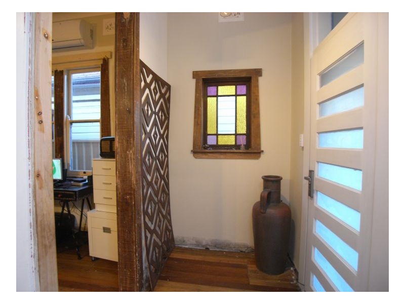 6 Villiers Street, Mayfield NSW 2304