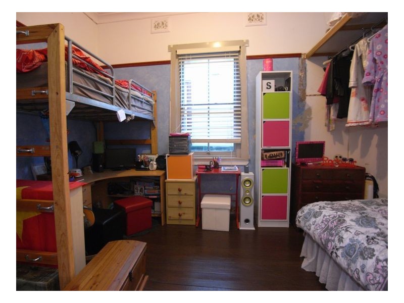 6 Villiers Street, Mayfield NSW 2304