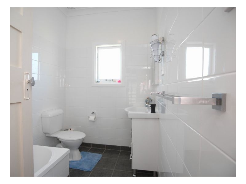 40 John Street, Cardiff NSW 2285