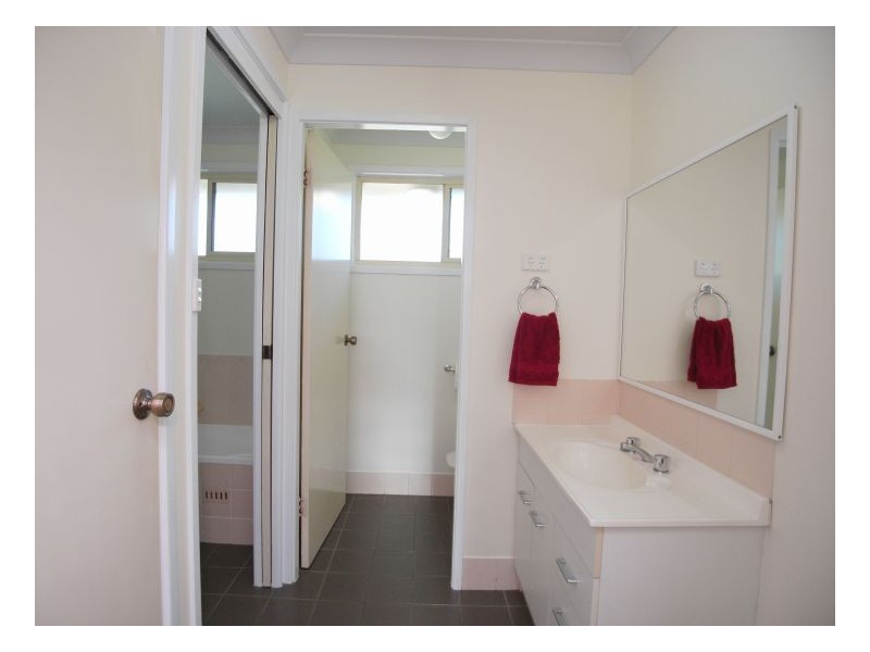 4 Bull Street, Mayfield NSW 2304