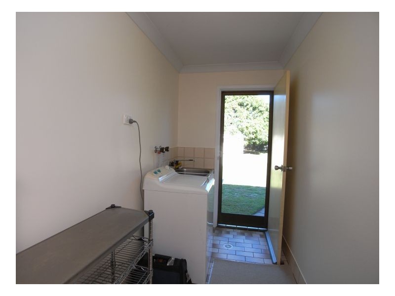 4 Bull Street, Mayfield NSW 2304