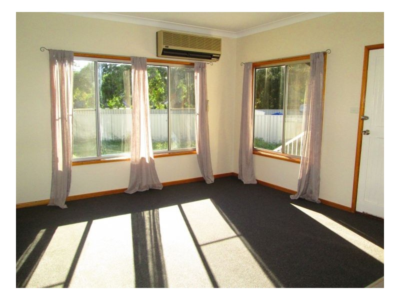 32 Villiers Street, Mayfield NSW 2304