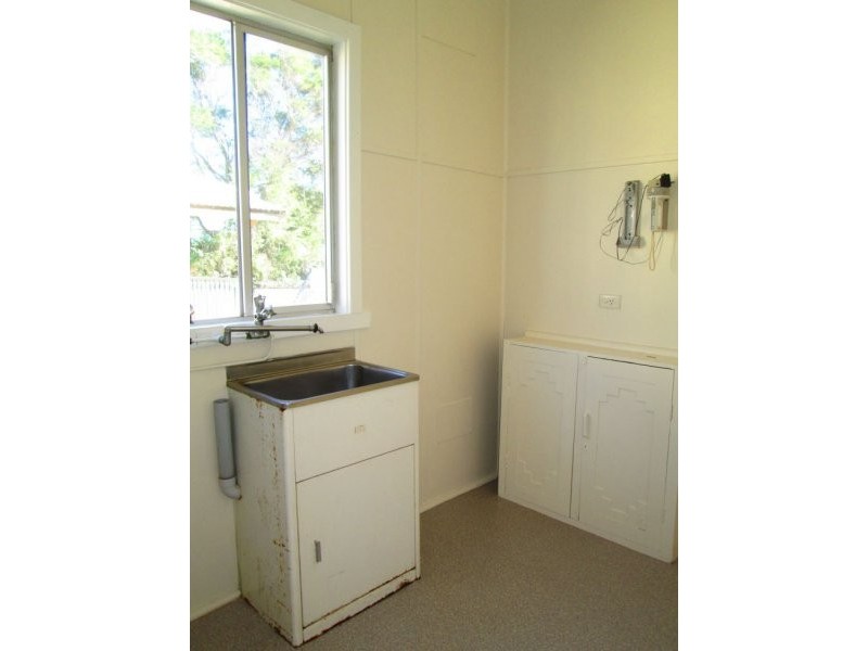 32 Villiers Street, Mayfield NSW 2304