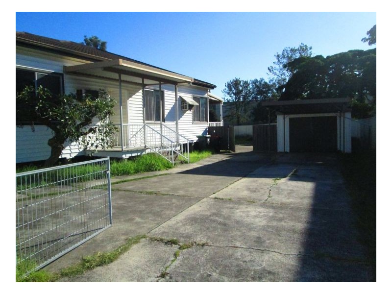 32 Villiers Street, Mayfield NSW 2304