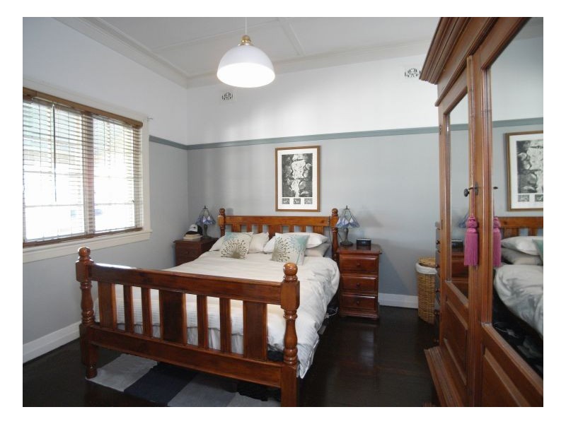 13 High Street, Waratah NSW 2298