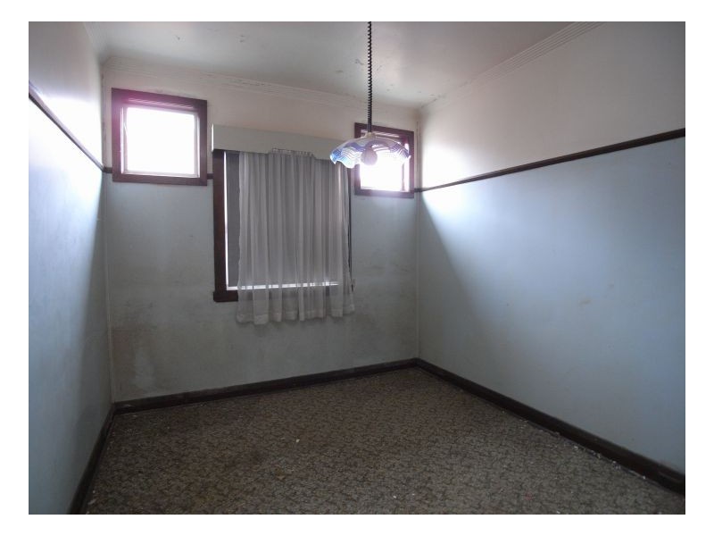 8 Cadell Avenue, Mayfield NSW 2304