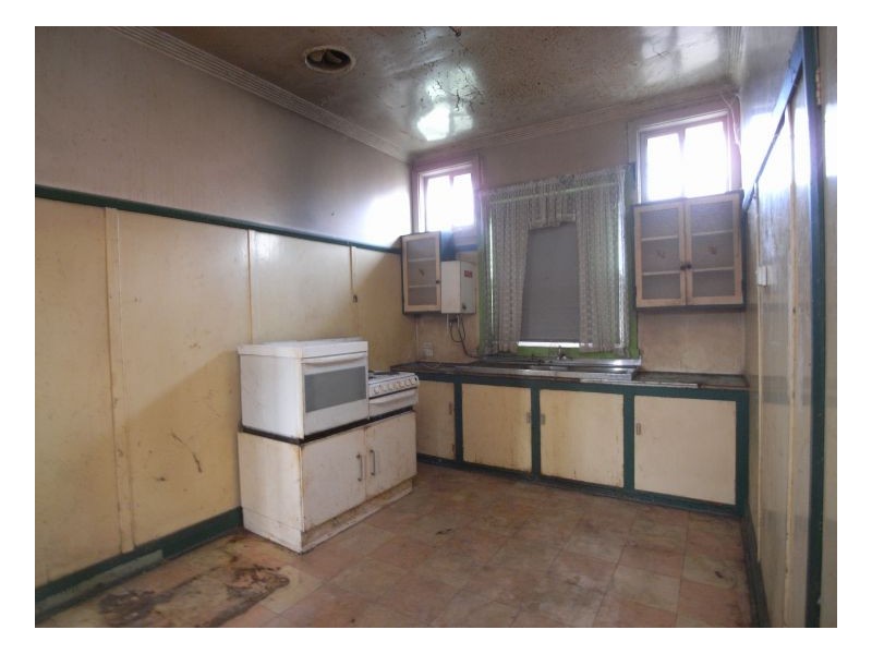 8 Cadell Avenue, Mayfield NSW 2304