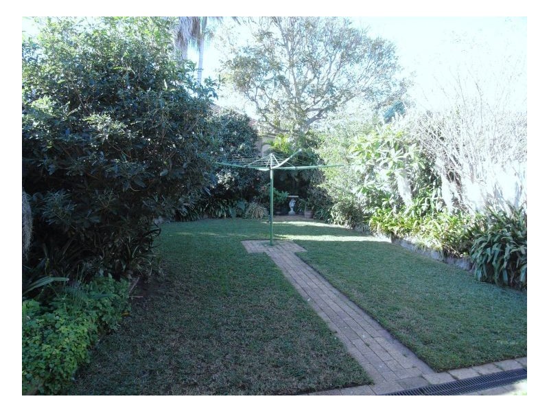 283 Maitland Road, Mayfield NSW 2304