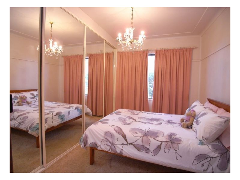 34 Acacia Street, Waratah West NSW 2298