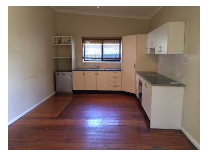 2 Walsh Street, Mayfield NSW 2304