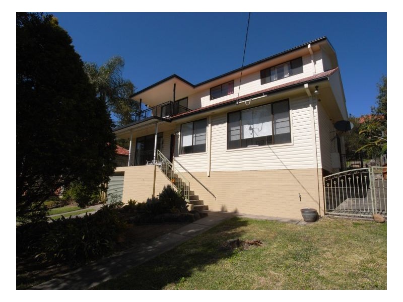 83 Carolyn Street, Adamstown Heights NSW 2289