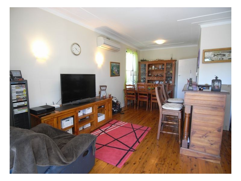 83 Carolyn Street, Adamstown Heights NSW 2289