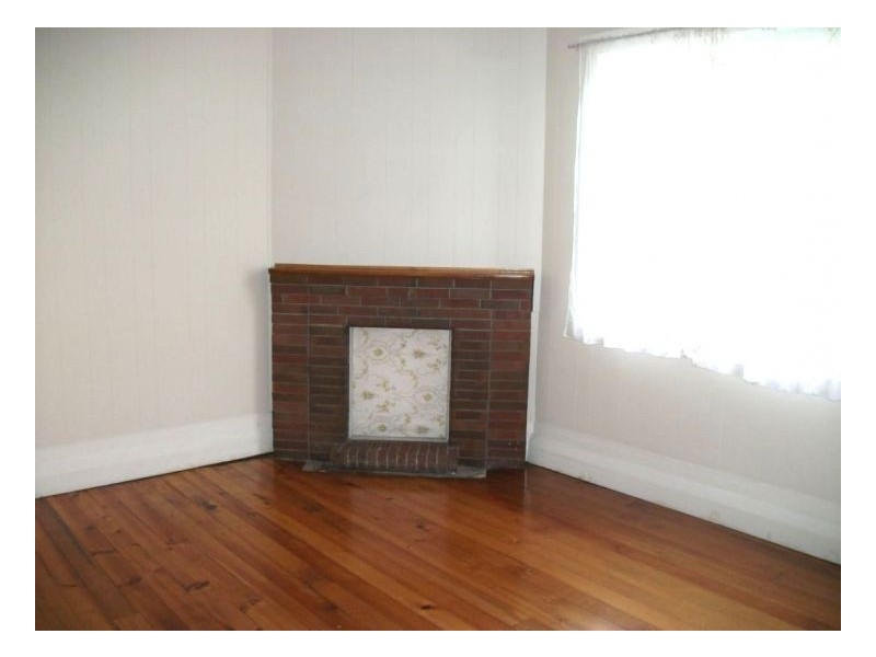 18 Rawson Street, Mayfield NSW 2304