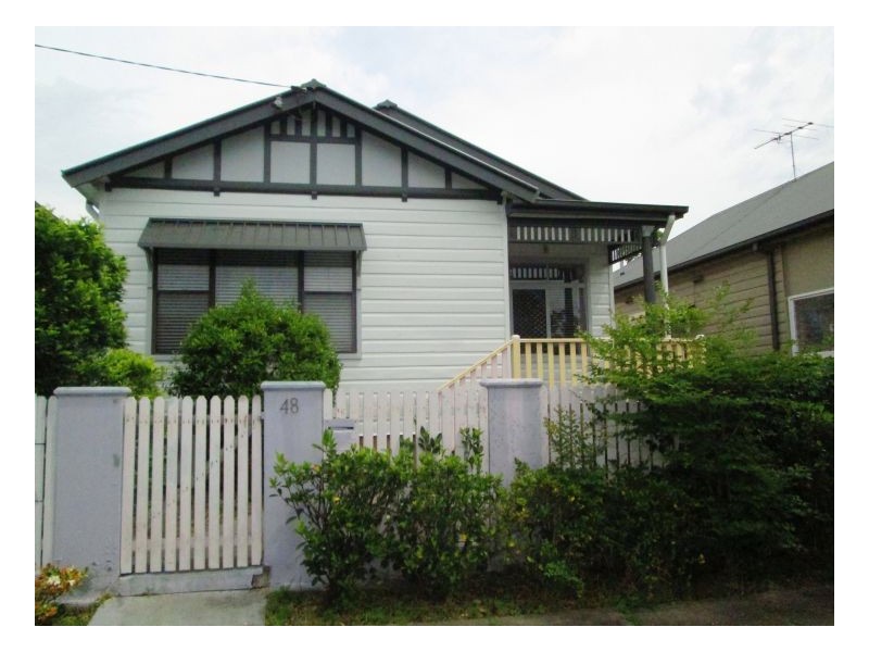 48 Barton Street, Mayfield NSW 2304
