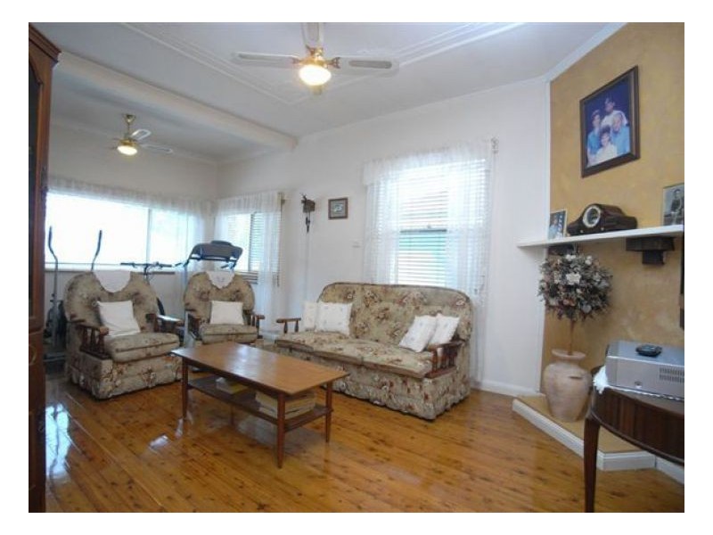 3 Macquarie Street, Mayfield NSW 2304