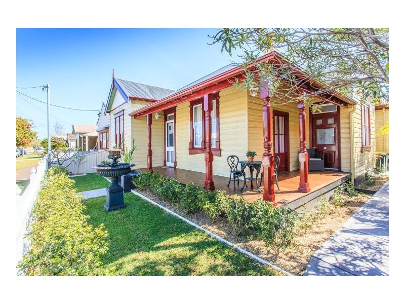 20 Holt Street, Mayfield NSW 2304